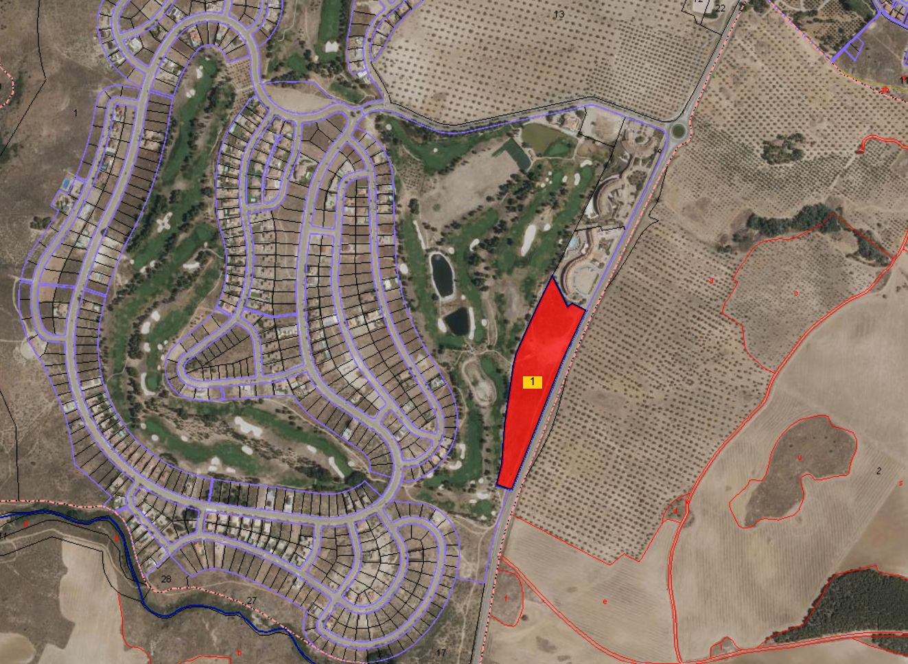 Industrial land for sale in Layos