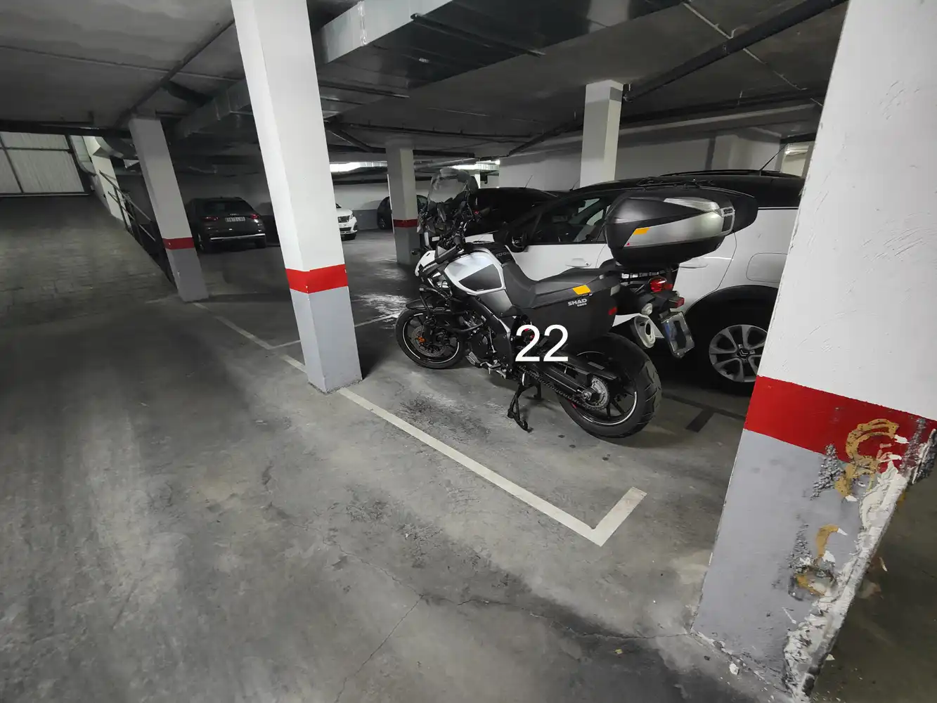 Motorbike with lift for sale in Carrer de Santa Anna 4, imagen 2