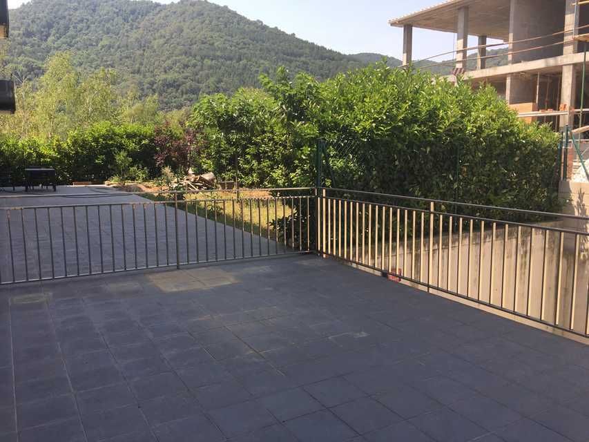 Terrace of Flat to rent in Besalú  with Heating, Private garden and Terrace