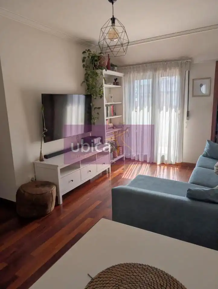 Living room of Attic for sale in Vigo   with Heating, Parquet flooring and Terrace