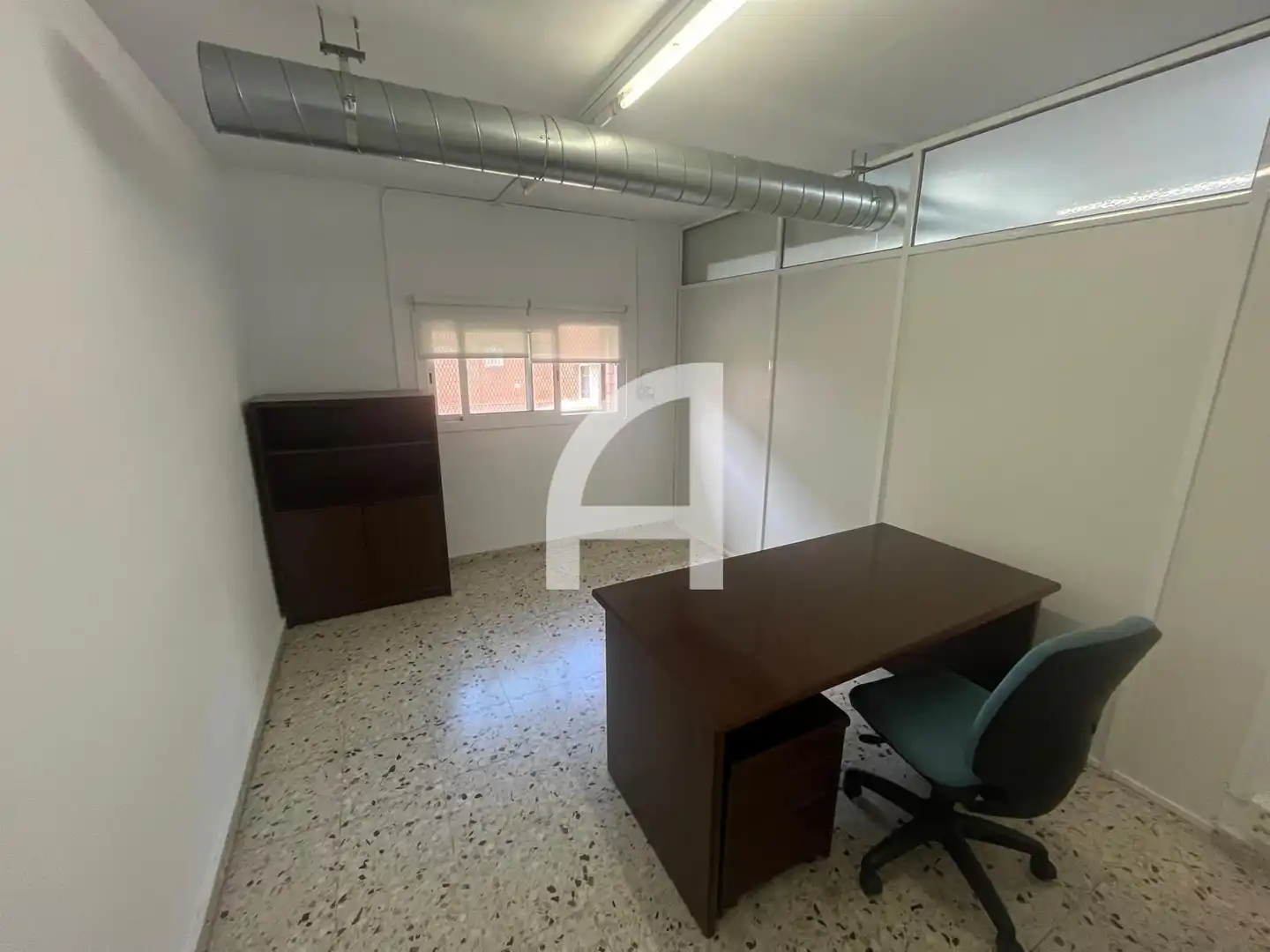 Oficina de lloguer en Terrassa amb Aire condicionat i Calefacció