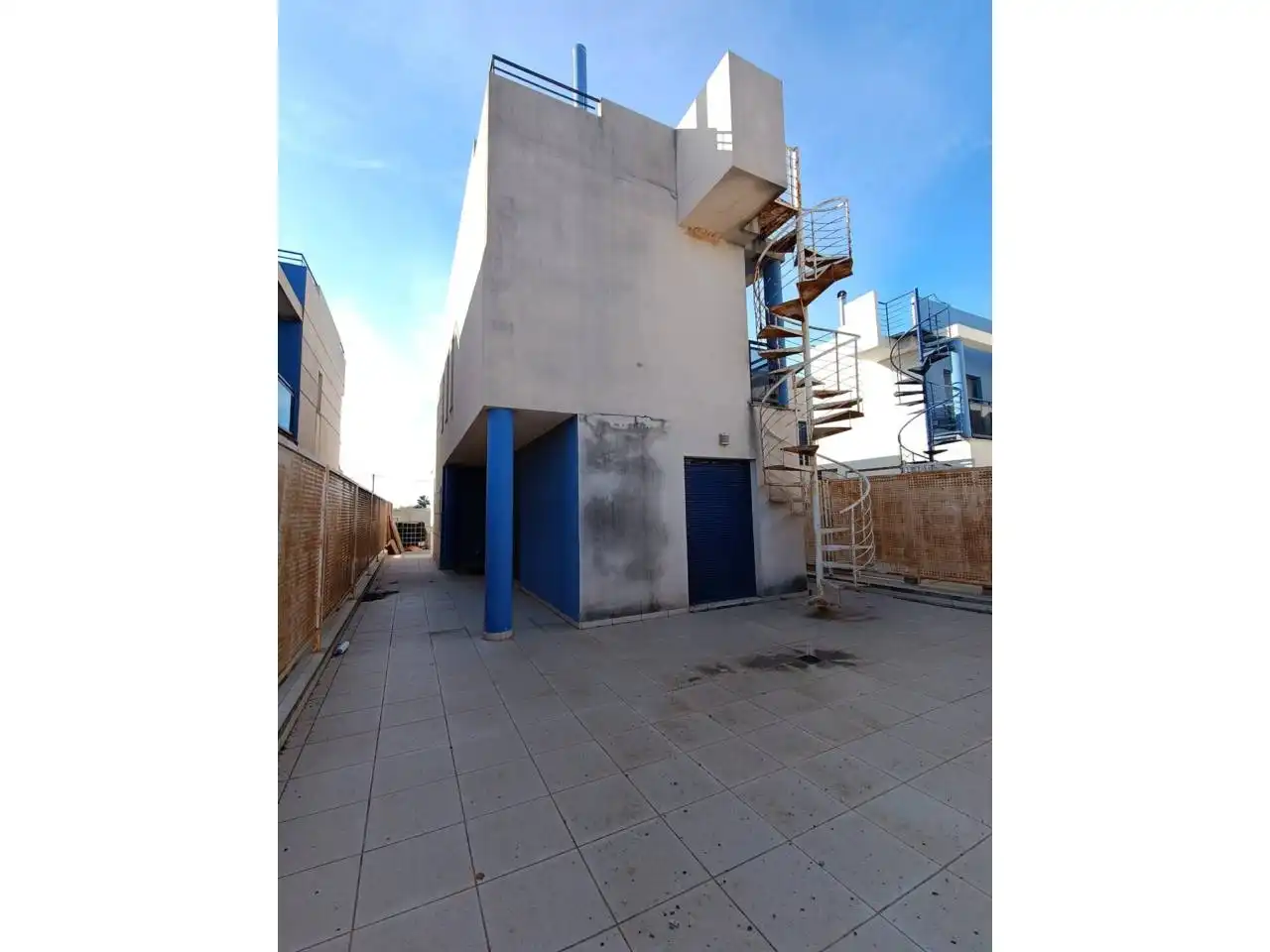 Vista exterior de Casa o xalet en venda en Vinaròs amb Jardí privat, Terrassa i Piscina comunitària