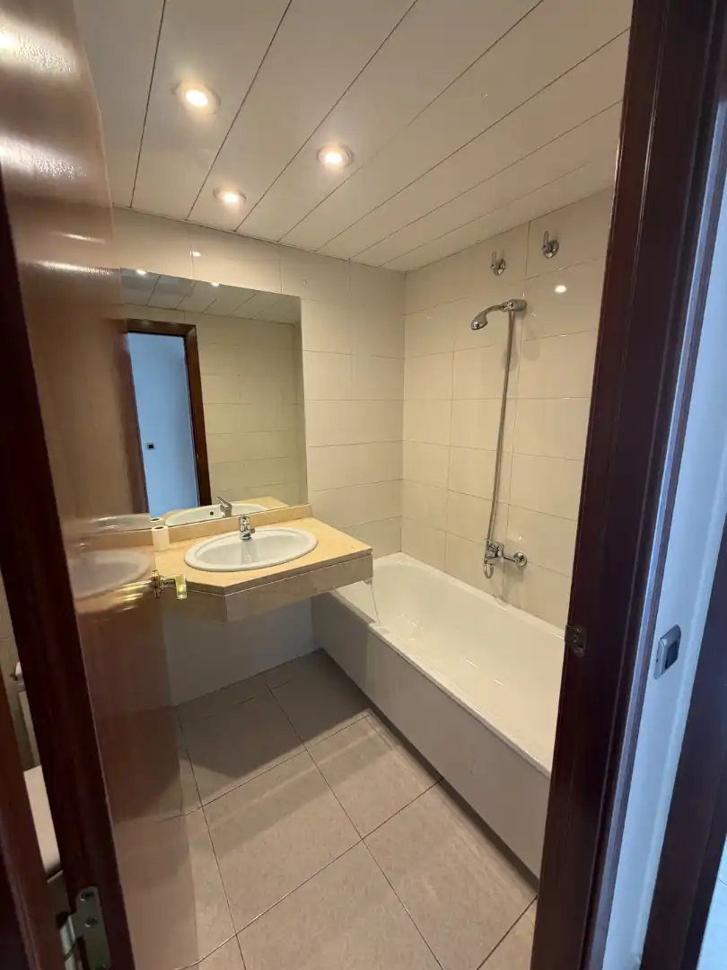 Bathroom of Flat for sale in Mollet del Vallès  with Heating and Balcony