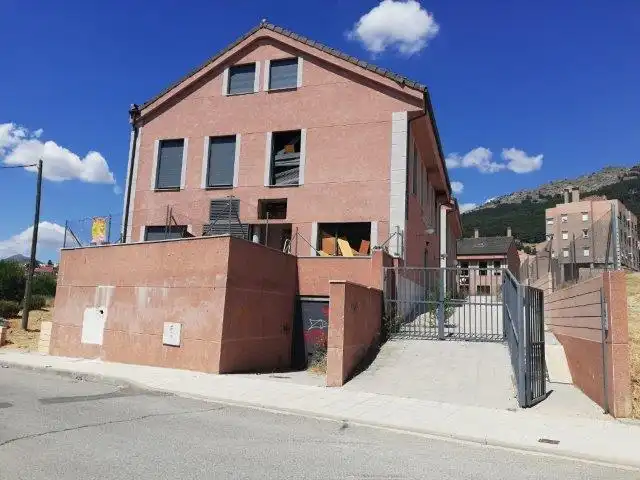 Gebäude zum Verkauf in Calle Vista Bella, 5, Zaburdón - Monte Escorial
