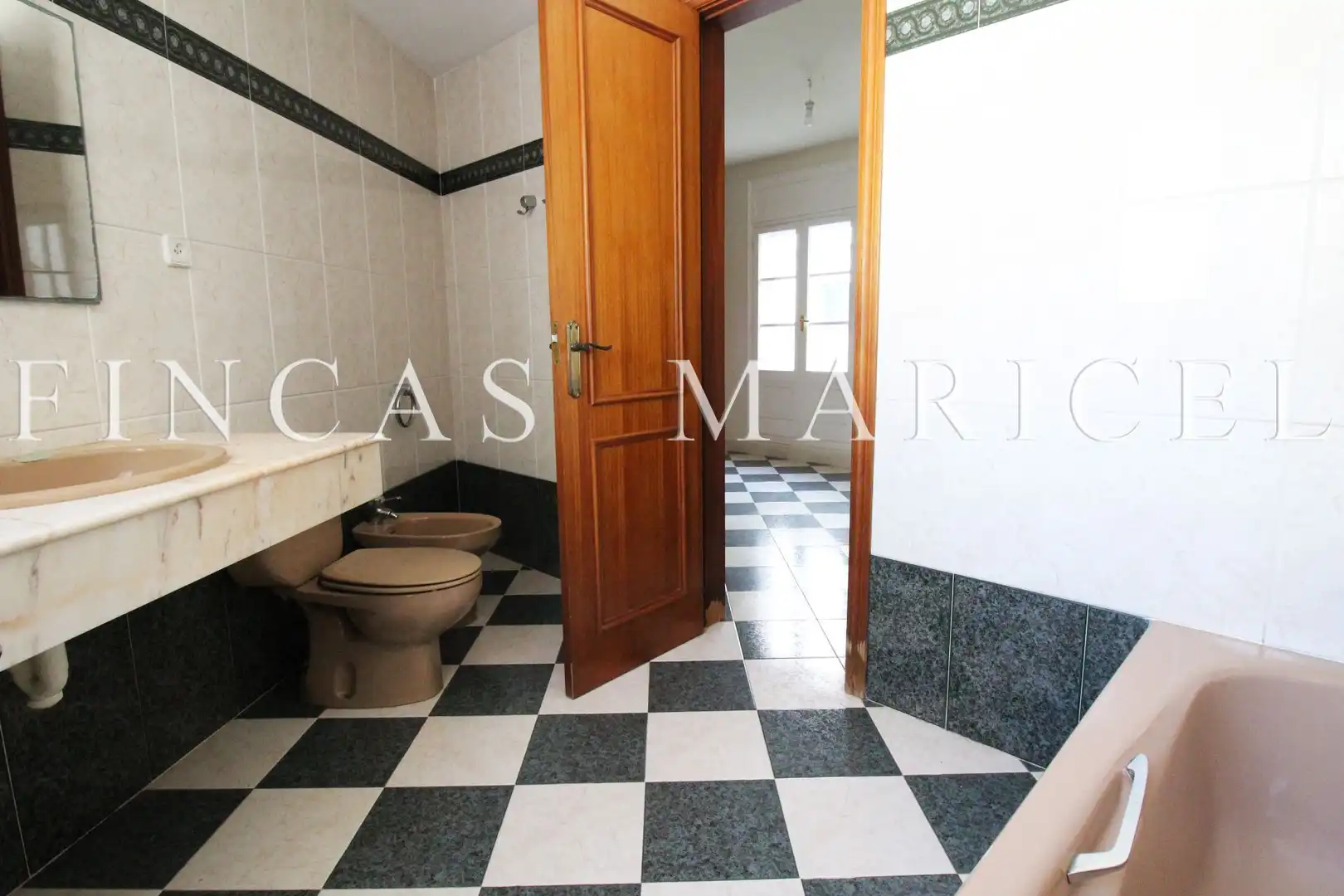 Baño de Ático en venta en Sitges con Aire acondicionado, Calefacción y Terraza