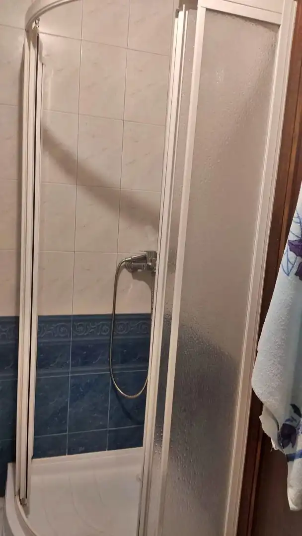 Baño de Apartamento en venta en Vélez-Málaga con Terraza, Amueblado y Piscina comunitaria