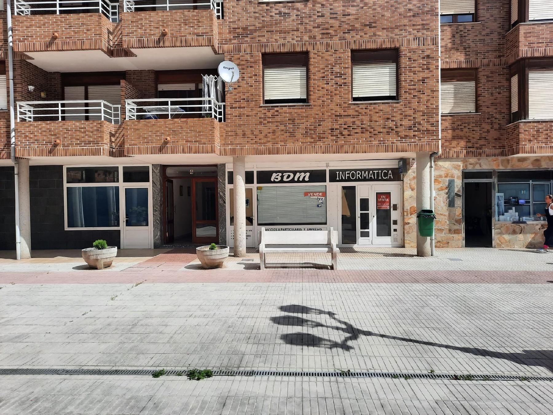 Exterior view of Premises for sale in Voto