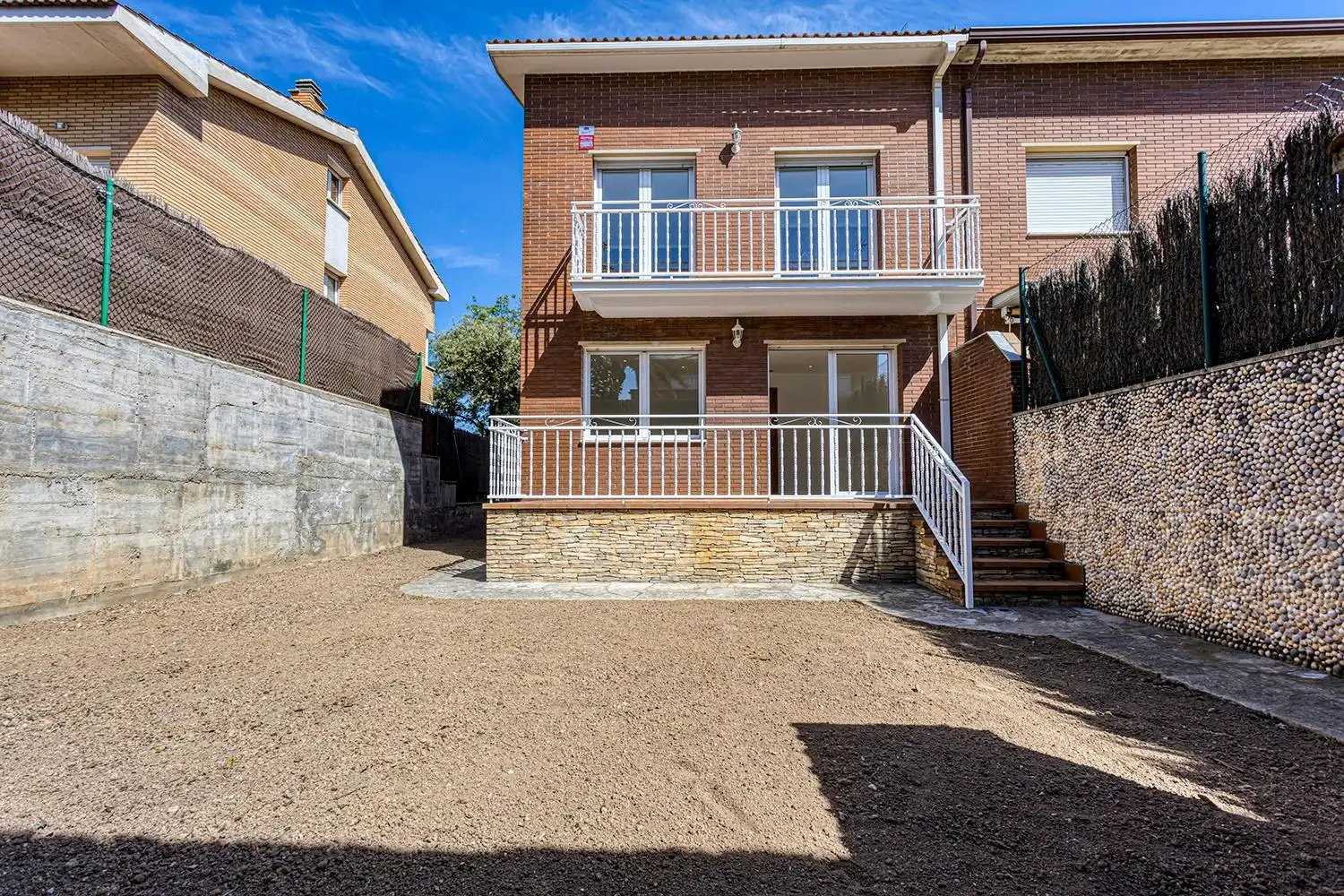 Vista exterior de Casa o xalet en venda en Igualada amb Terrassa i Traster