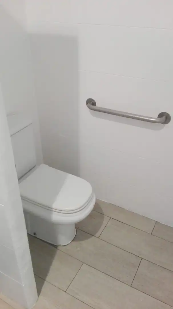 Baño de Local en venta en Bellreguard con Aire acondicionado y Calefacción