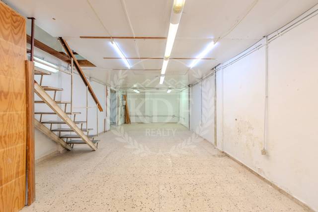 Local comercial en Alquiler en Calle Porlier en Duggi - Rambla - Los Hoteles