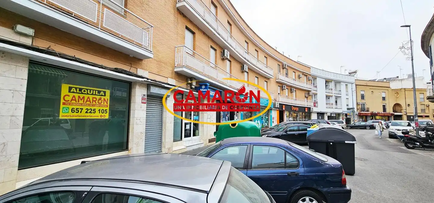 Local comercial en alquiler en Coria del Río, imagen 2