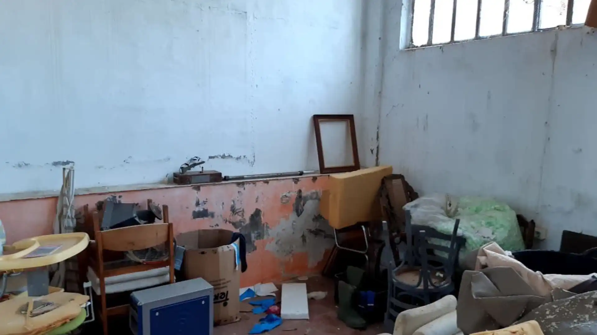 Industrial buildings for sale in Llanera de Ranes