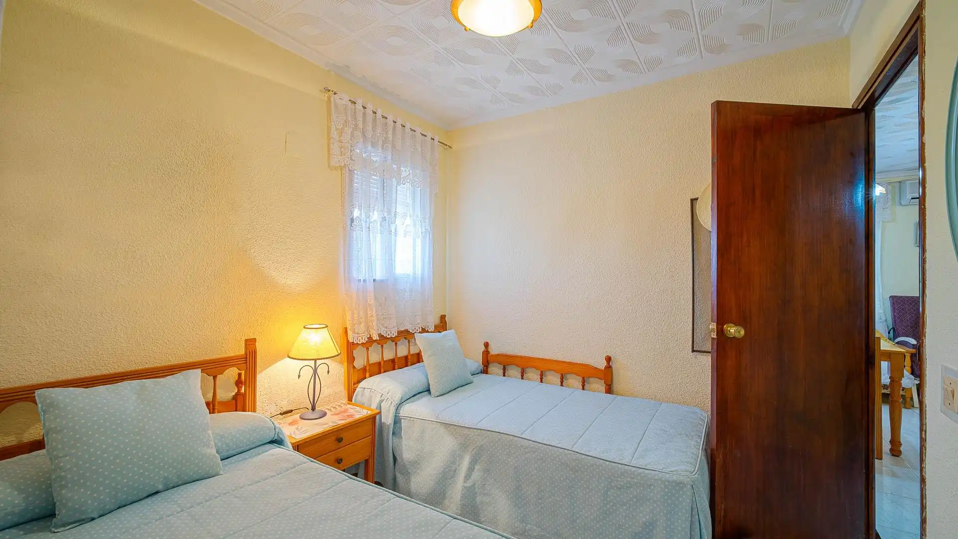 Habitación de Casa o chalet en venta en Torrevieja con Jardín privado, Terraza y Trastero