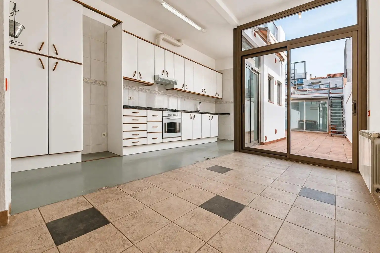 House with terrace for sale in Centre - Sant Oleguer, imagen 9