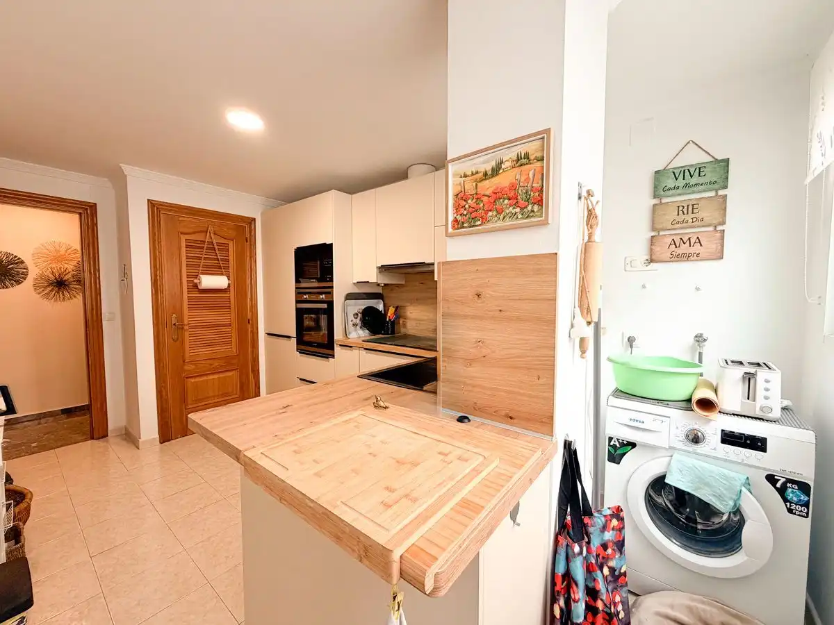 Cuina de Pis en venda en Pedreguer amb Aire condicionat, Calefacció i Terrassa