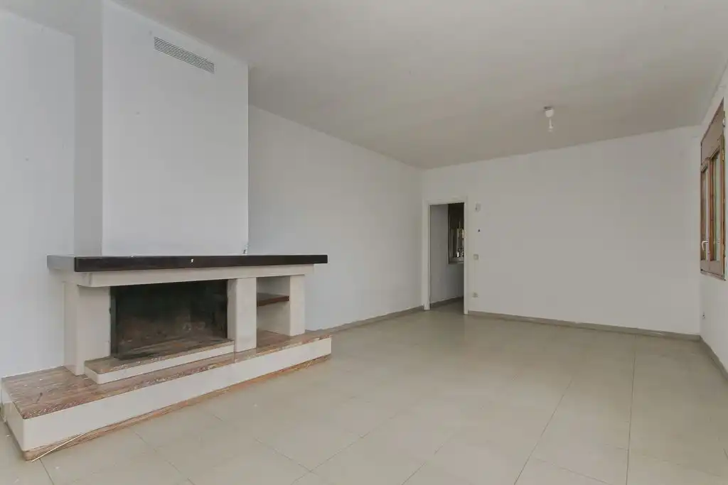 Sala de estar de Casa o chalet en venta en Palau-solità i Plegamans
