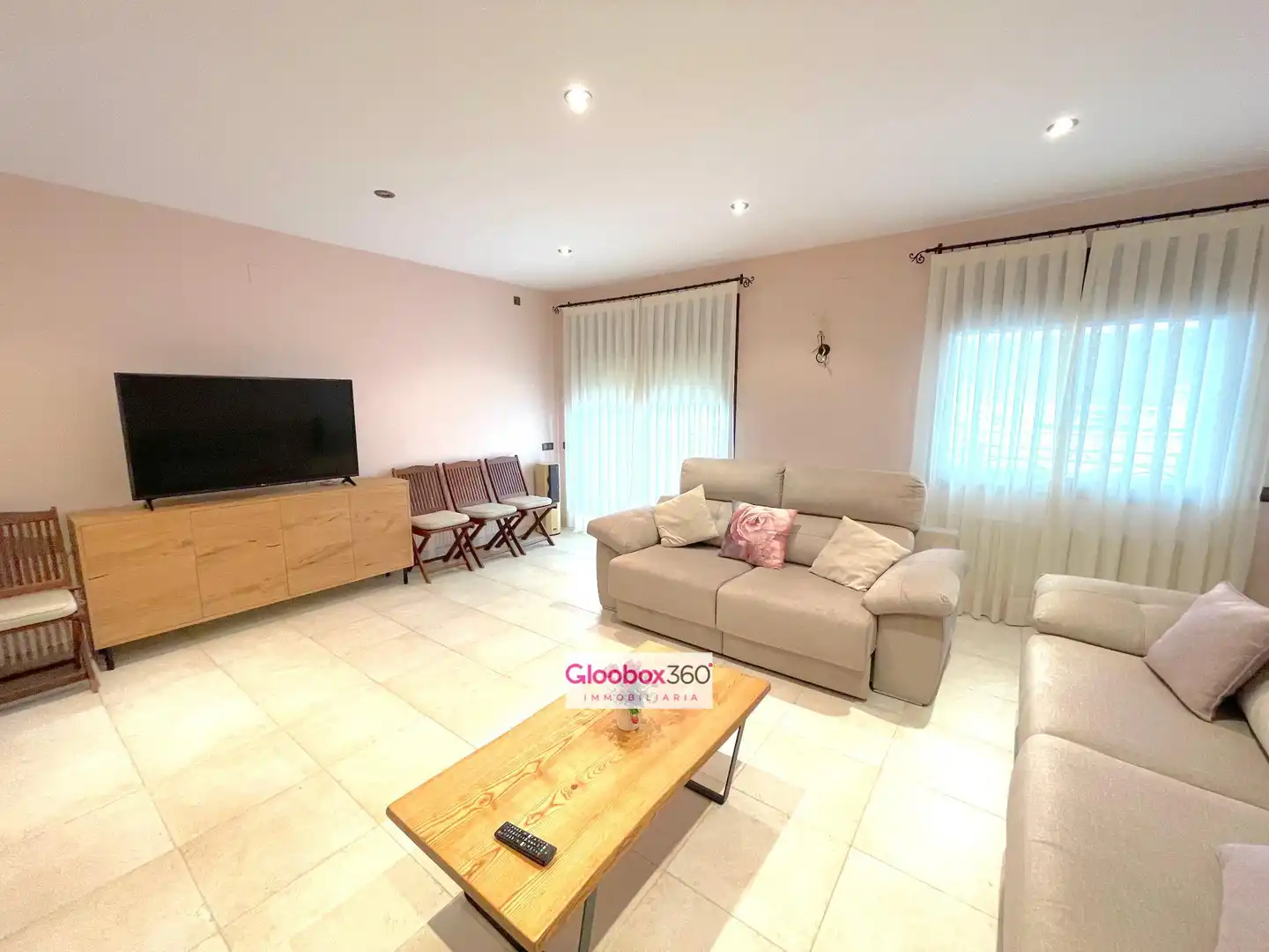 Sala d'estar de Casa o xalet en venda en Riudoms amb Aire condicionat, Calefacció i Terrassa