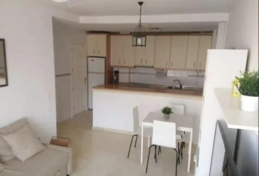 Cuina de Apartament de lloguer en Sotogrande amb Terrassa