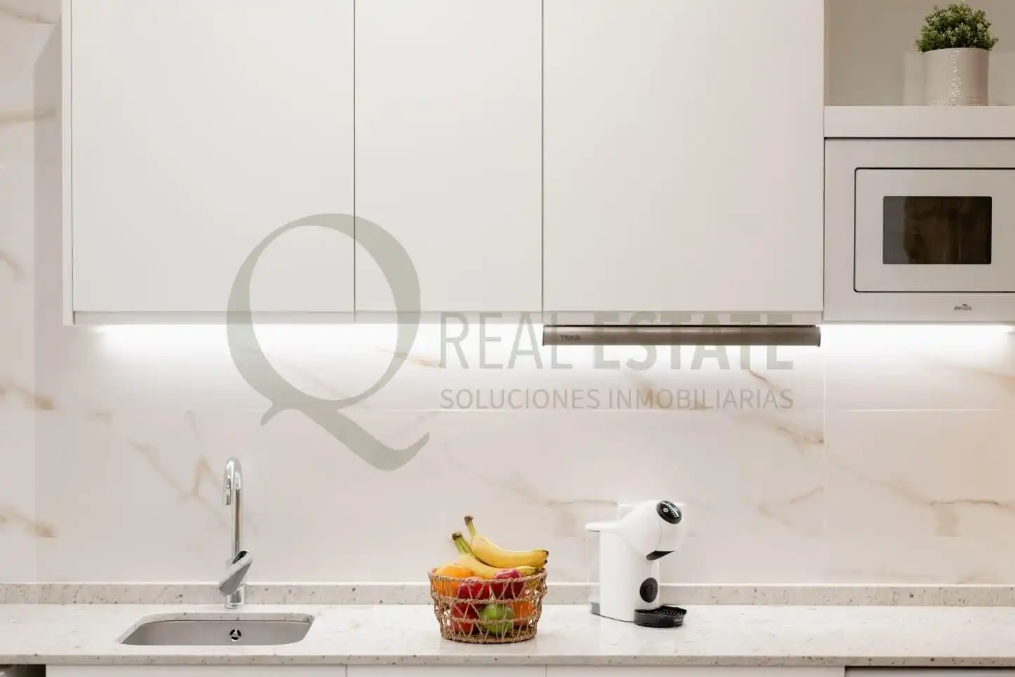 Cocina de Planta baja en venta en Alicante / Alacant con Aire acondicionado, Calefacción y Amueblado
