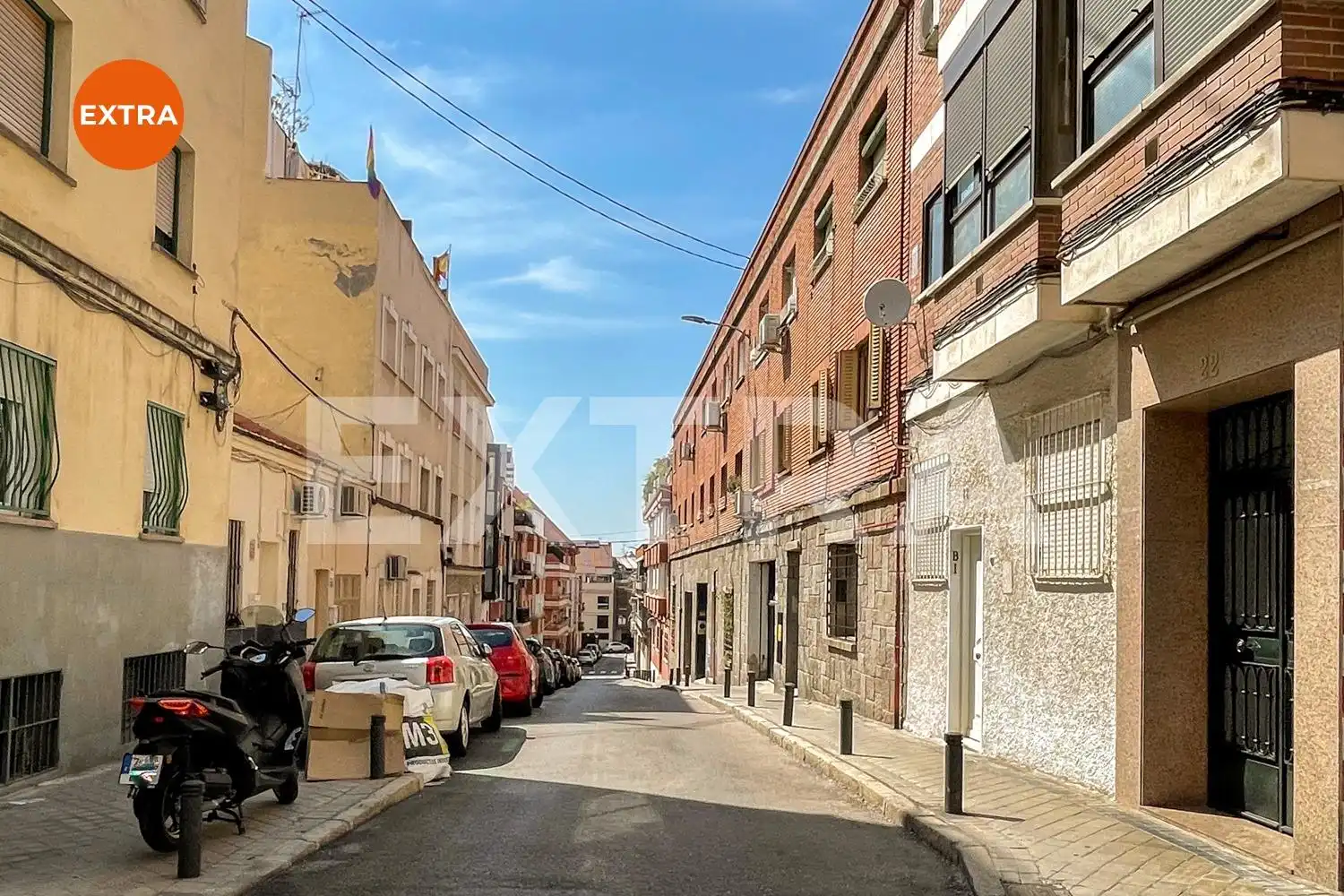 Vista exterior de Piso en venta en Madrid con Calefacción, Parquet y Terraza