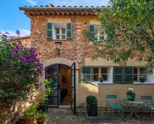 Vista exterior de Casa o xalet en venda en Fornalutx amb Aire condicionat, Jardí privat i Terrassa