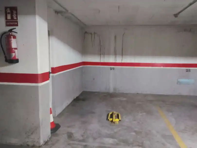 Einzelparkplatz zur Miete in ricard domingo 10-12, imagen 2