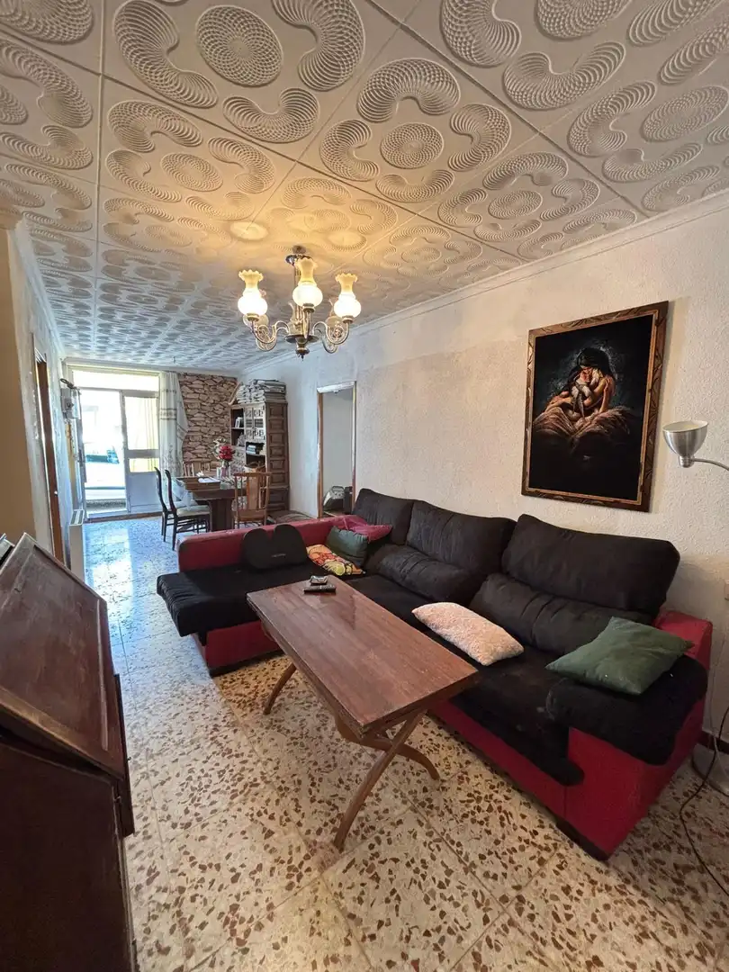 Wohnzimmer von Country house zum Verkauf in Viso del Marqués mit Balkon