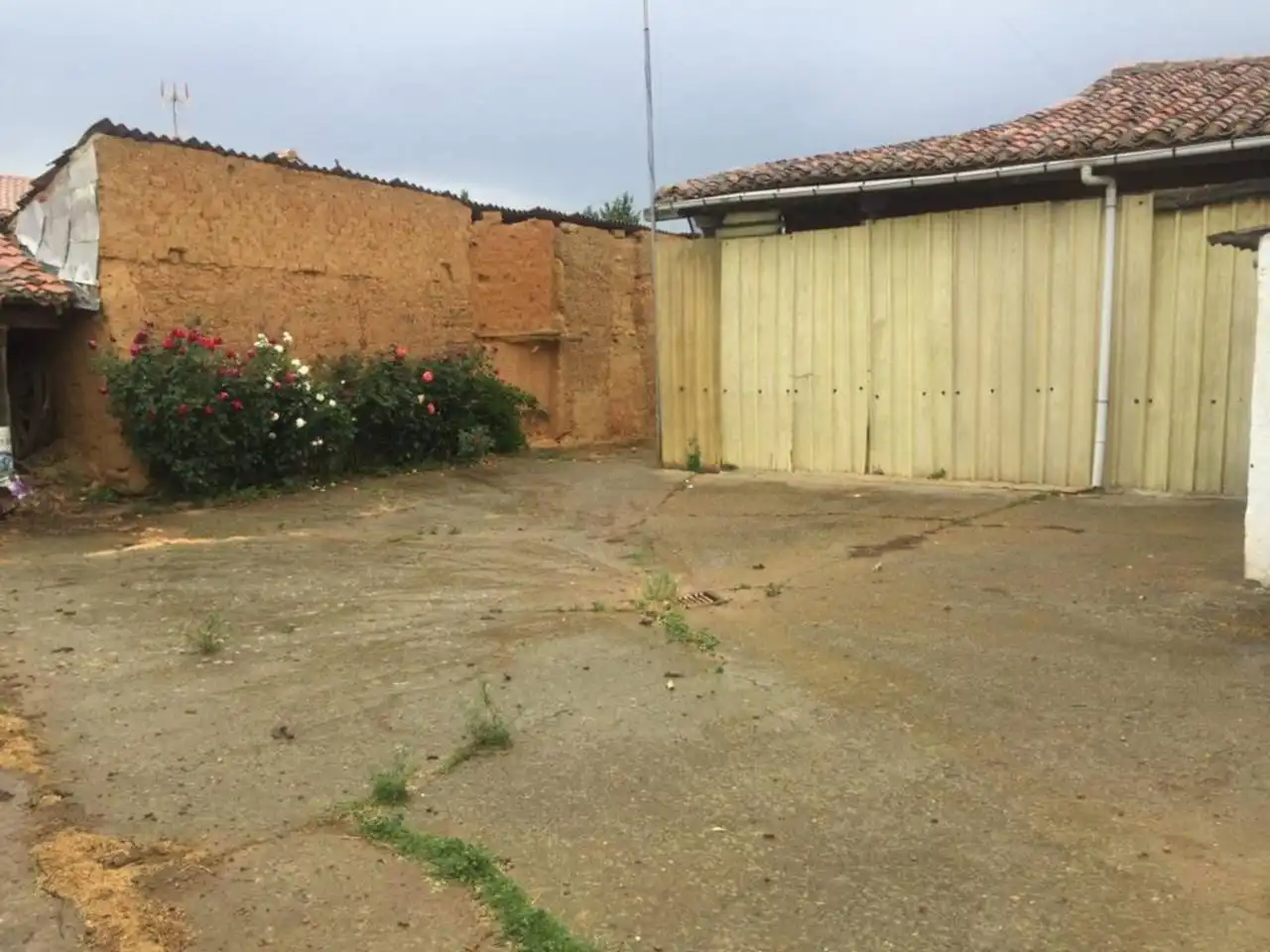 Parkplatz von Haus oder Chalet zum Verkauf in Valdefresno mit Terrasse und Möbliert