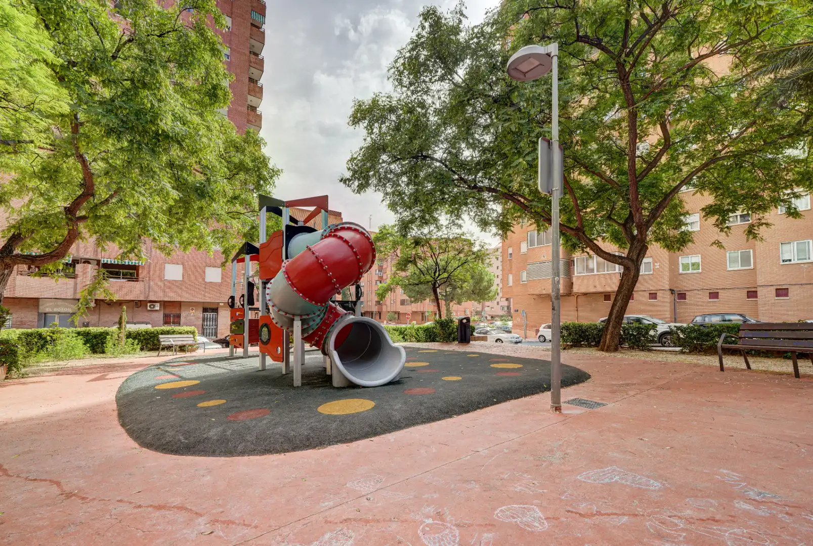 Vista exterior de Pis en venda en Paterna amb Aire condicionat, Terrassa i Forn