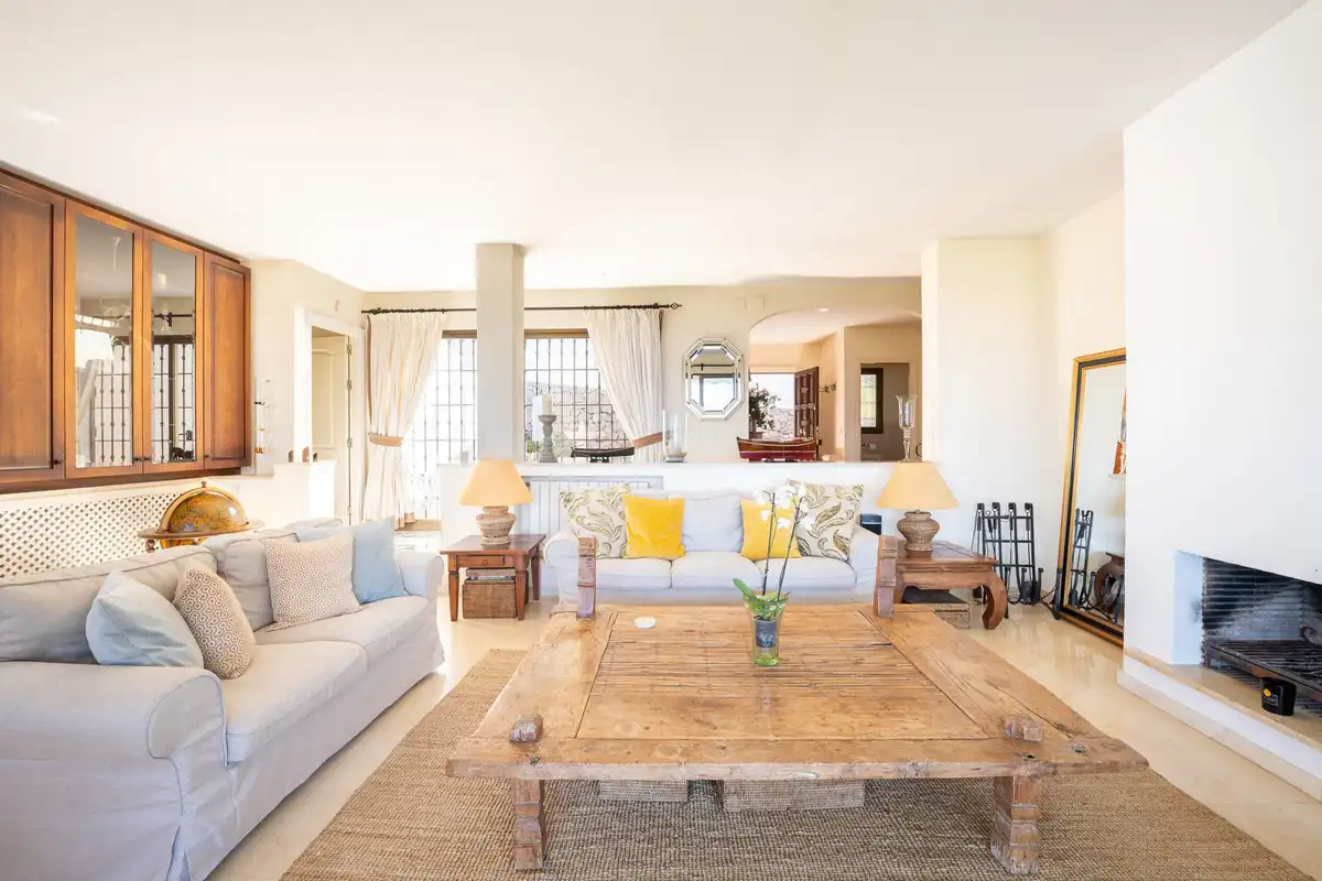 Sala de estar de Casa o chalet en venta en Marbella con Piscina