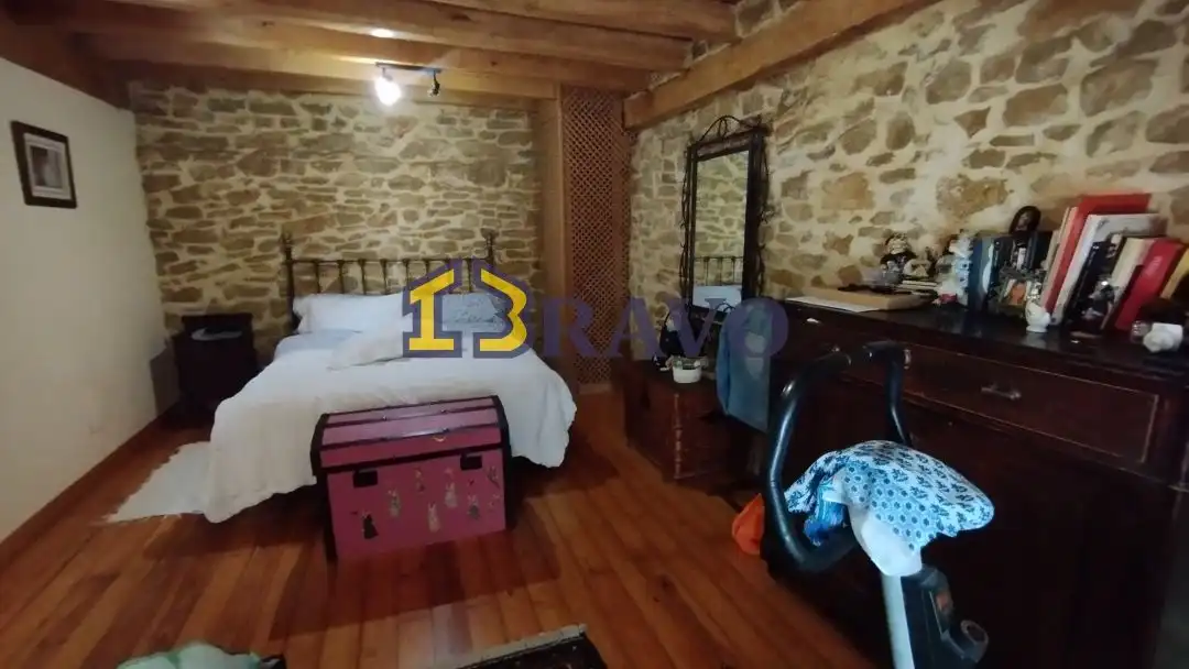 Casa o chalet en venta en Merindad de Cuesta-Urria con Calefacción, Terraza y Amueblado