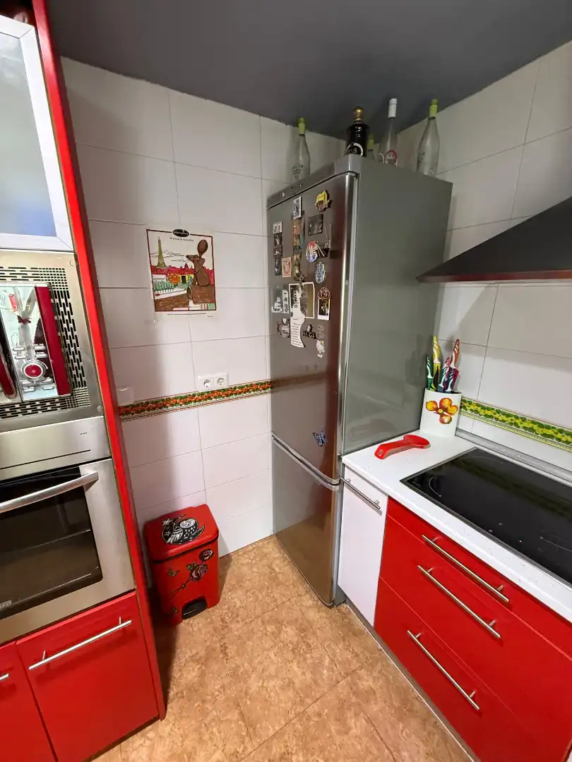 Cocina de Casa adosada en venta en Fernán Caballero con Aire acondicionado, Calefacción y Jardín privado