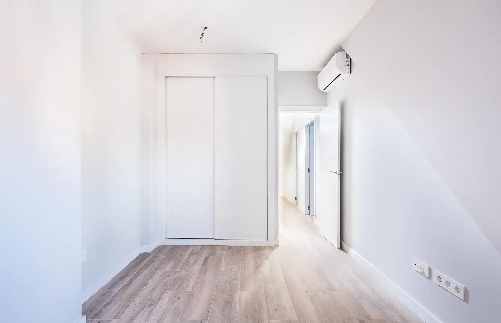 Dachboden zum Verkauf in Madrid mit Klimaanlage, Heizung und Privatgarten