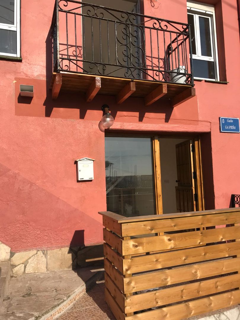 Vista exterior de Casa adosada en venda en Santander amb Terrassa i Balcó