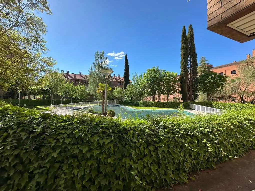 Garten von Wohnung zum Verkauf in Toledo mit Klimaanlage, Heizung und Privatgarten