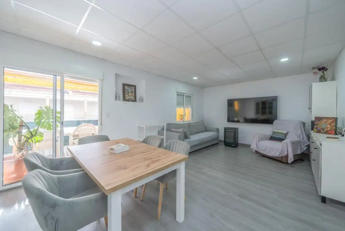 Piso con terraza en venta en Carrer Antonio Machado, imagen 3