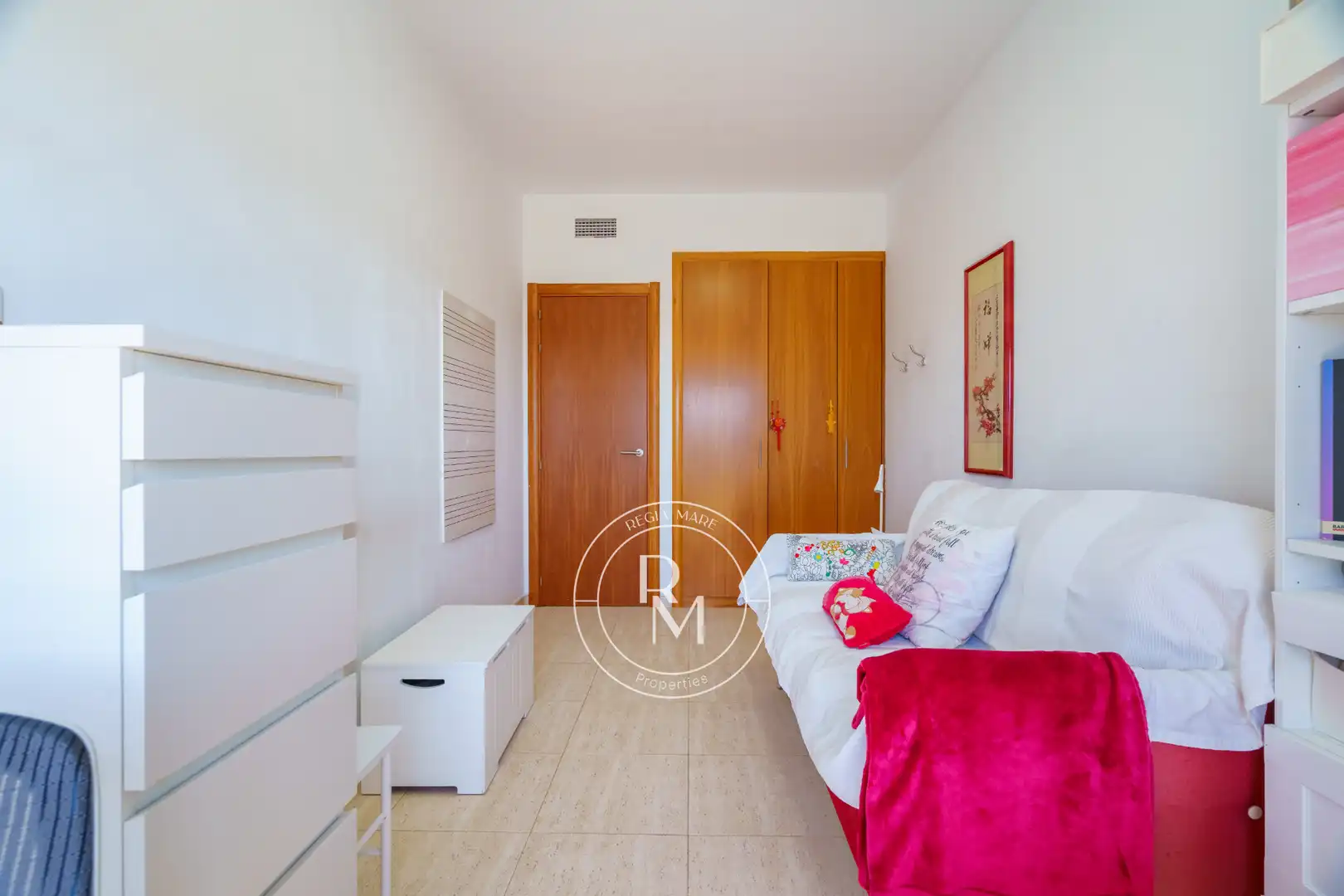 Habitación de Apartamento en venta en El Vendrell con Aire acondicionado, Calefacción y Terraza