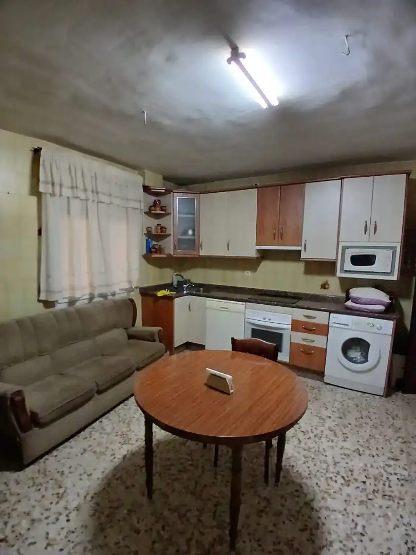 Cuina de Casa o xalet en venda en Sorihuela amb Moblat i Balcó