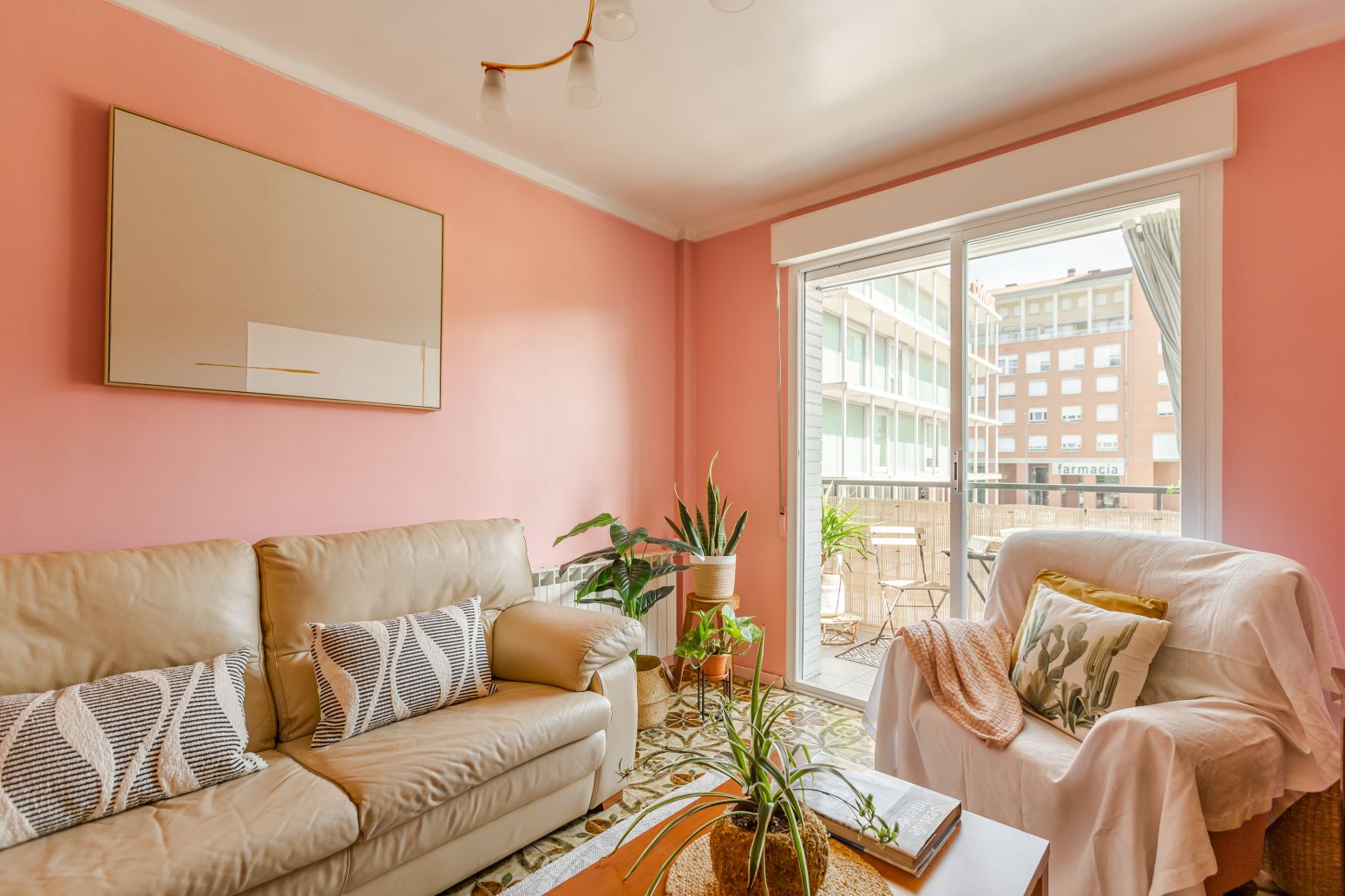 Living room of Flat for sale in  Pamplona / Iruña  with Heating, Terrace and Furnished