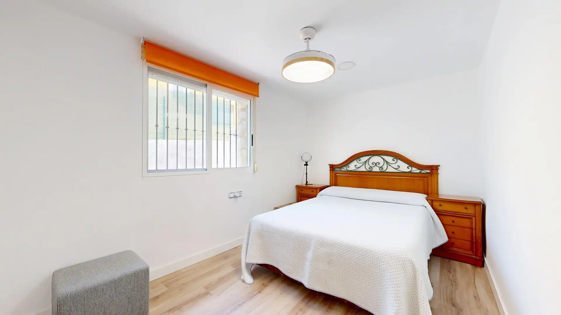 Habitación de Casa o chalet en venta en Torrent con Calefacción, Terraza y Trastero