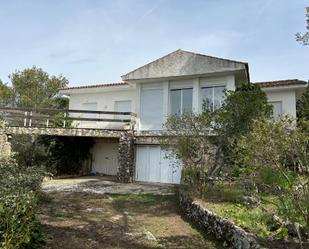 Außenansicht von Country house zum verkauf in Albalate de Zorita mit Terrasse und Balkon