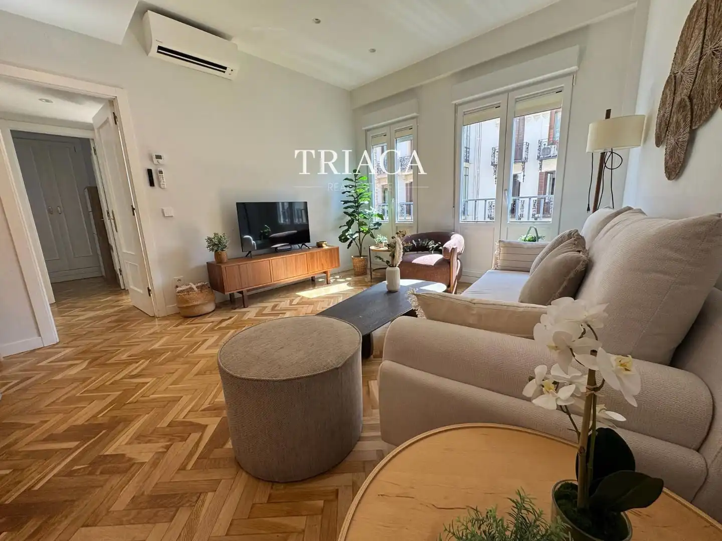 Sala d'estar de Pis de lloguer en Madrid amb Aire condicionat, Calefacció i Terrassa