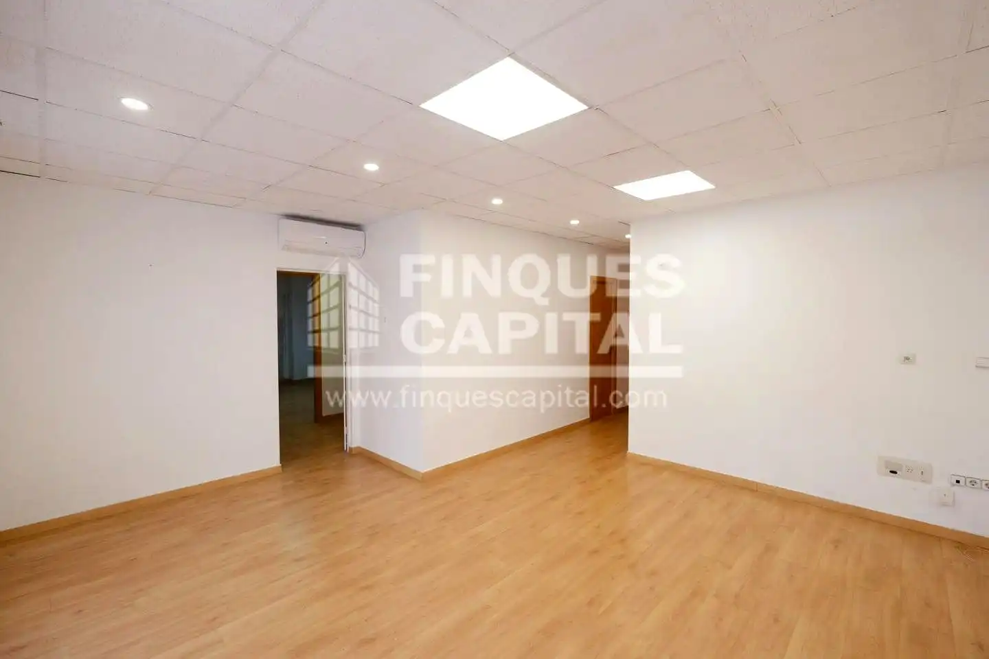 Business premises for sale in Nou Eixample Sud, imagen 3