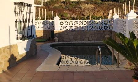 Foto 3 de Casa o xalet de lloguer a Calle del Zorro, 27, Torrox Park, Torrox