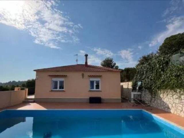 Casa-chalet en Venta en Calle Plaza Poligono 11, 140 B, 19 en Villanueva de Castellón