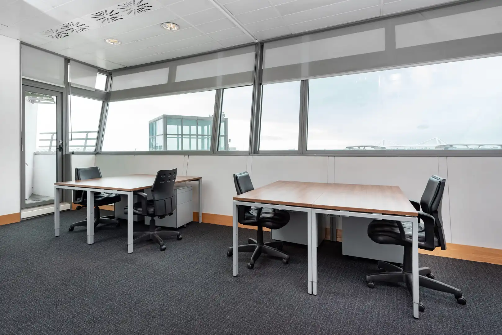Büro zur Miete in Barcelona mit Klimaanlage, Heizung und Möbliert