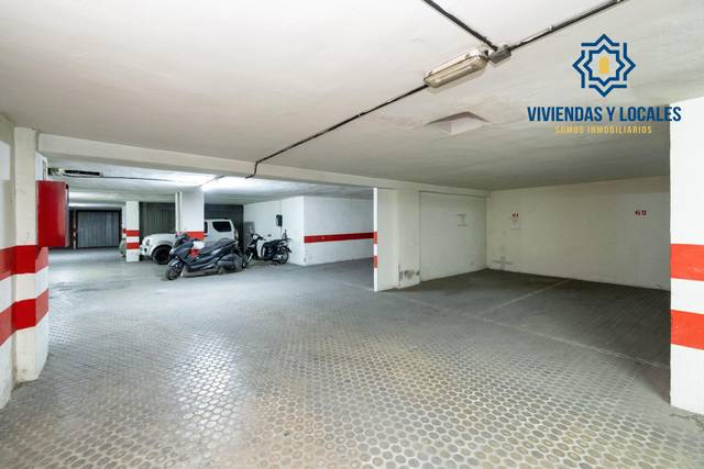 Garaje en Venta en Calle PEDRO ANTONIO DE ALARCON en Camino de Ronda