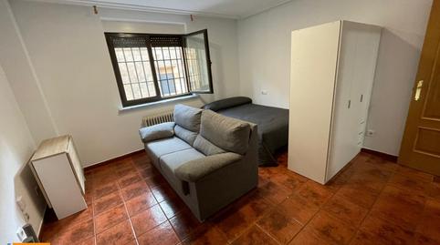 Foto 2 de Estudi de lloguer a Calle Cervantes, Universidad - Tenerías, Salamanca Capital