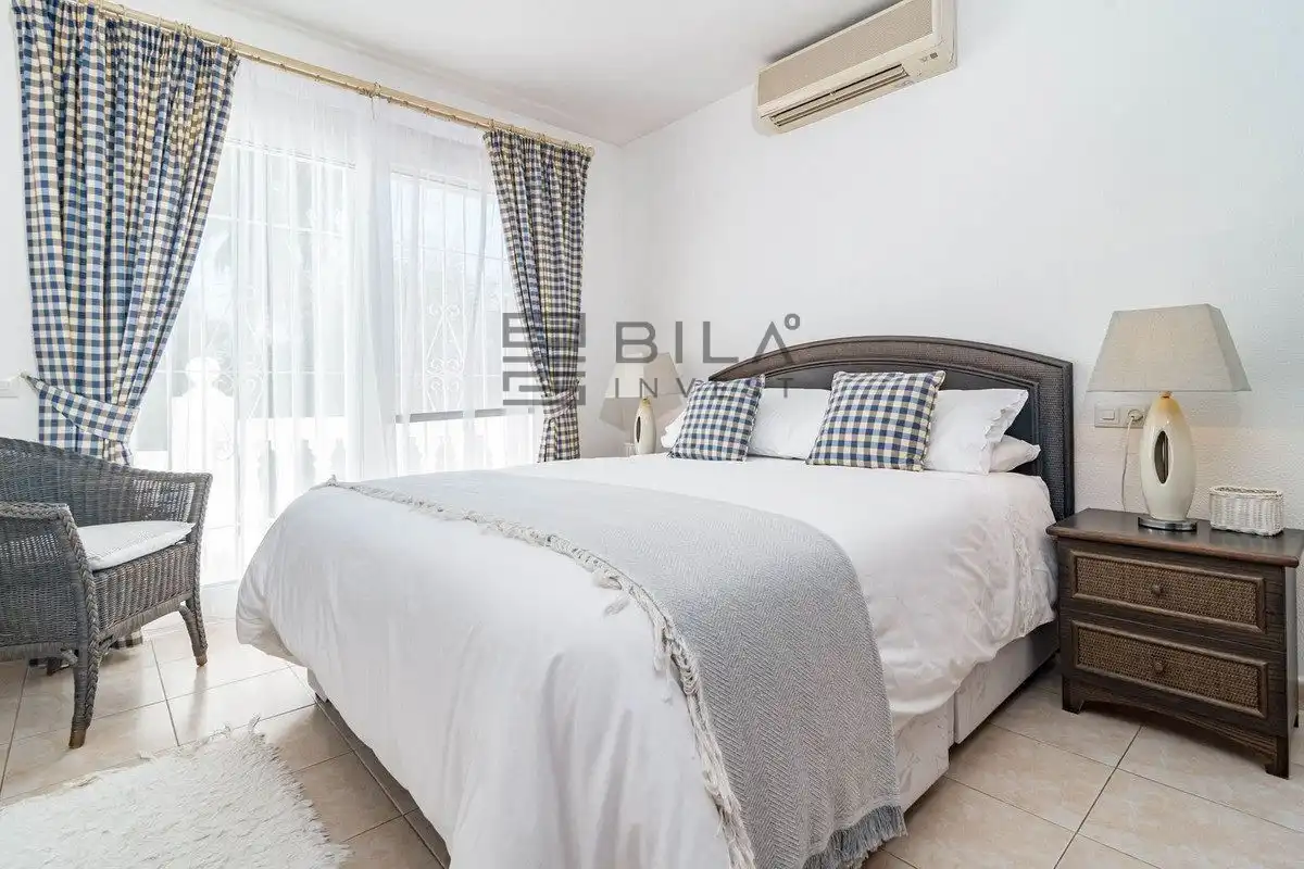 Chalet con piscina en venta en Calahonda, imagen 26