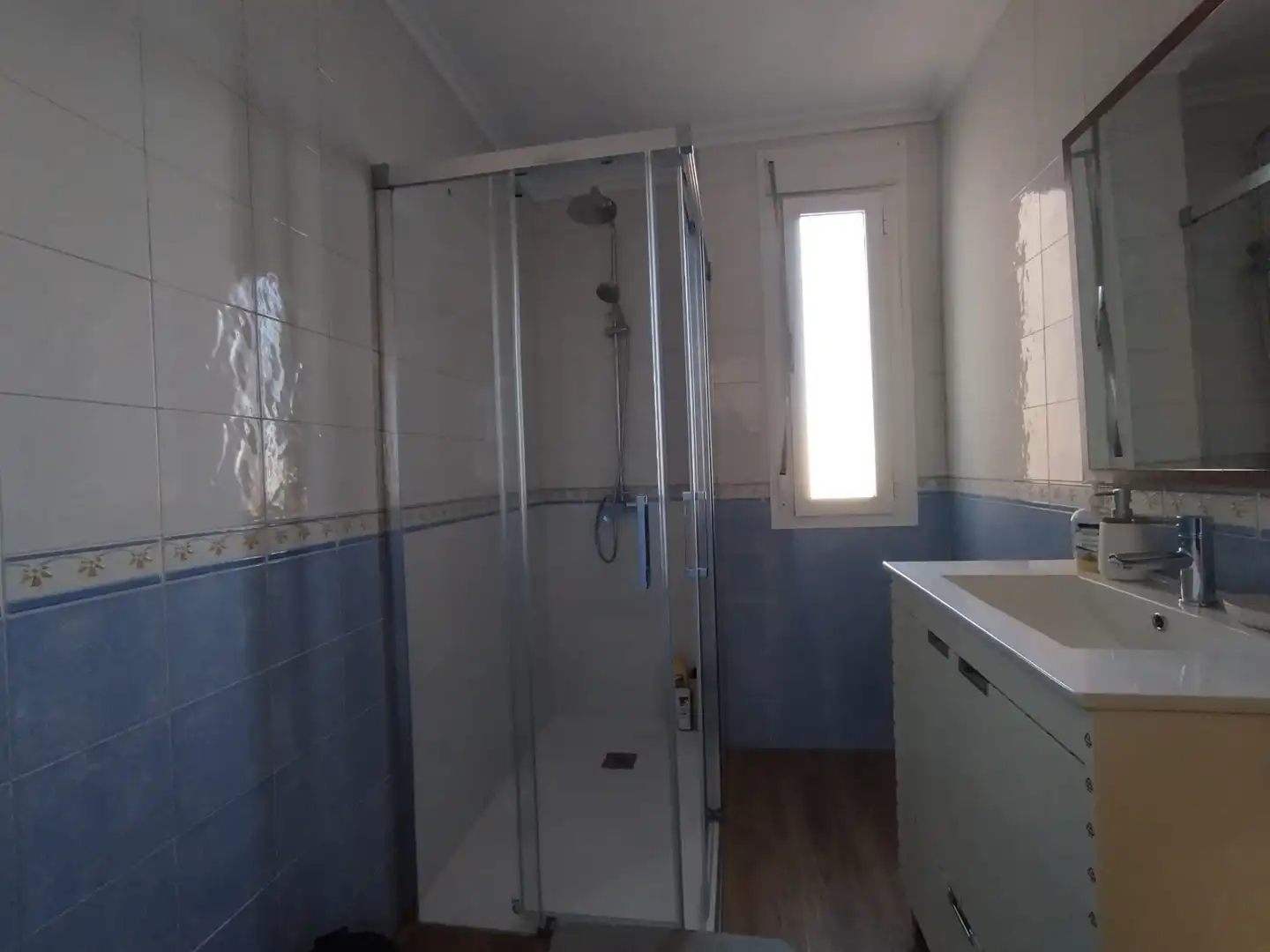 Baño de Piso en venta en Tomelloso con Aire acondicionado, Calefacción y Terraza